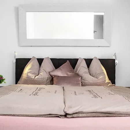 Butterfly Apartment *